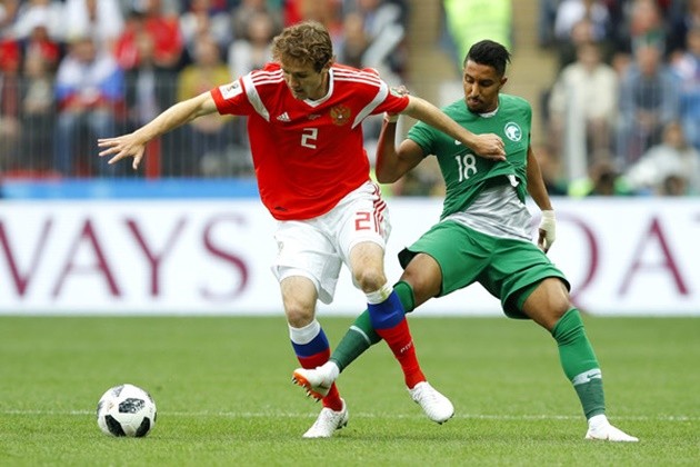 Cầu thủ Peru khóc như mưa sau khi sút bay chiến thắng của đội nhà - Bóng Đá