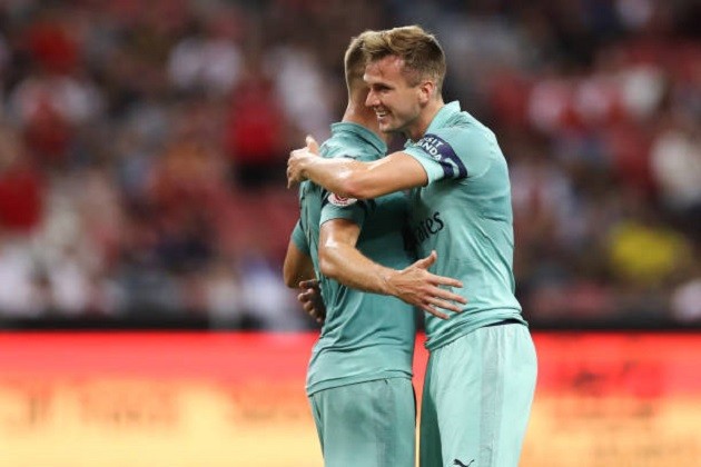 Ghi 2 bàn trong 4 phút, Lacazette chiếm trọn niềm tin của Emery - Bóng Đá