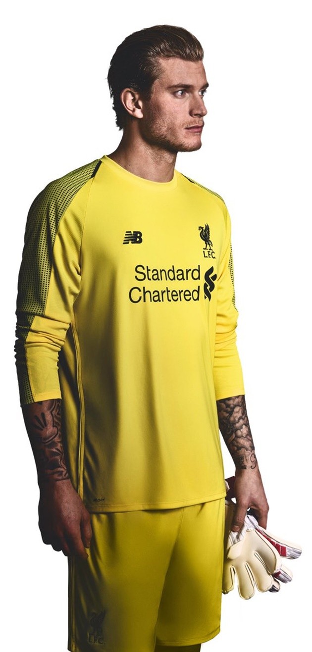 Liverpool công bố mẫu áo mới - Bóng Đá