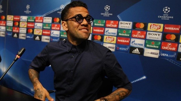 Barca chẳng thiếu gì ngoài Dani Alves - Bóng Đá