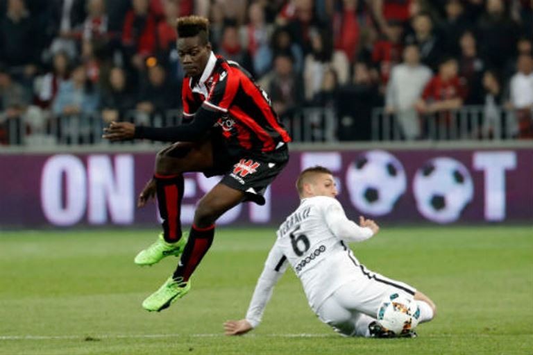 Balotelli lập siêu phẩm, Nice hạ gục PSG trong trận cầu siêu bạo lực - Bóng Đá