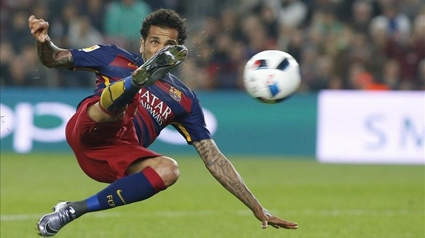 Chủ tịch Bartomeu lần đầu lên tiếng về lý do Dani Alves chia tay Barca - Bóng Đá