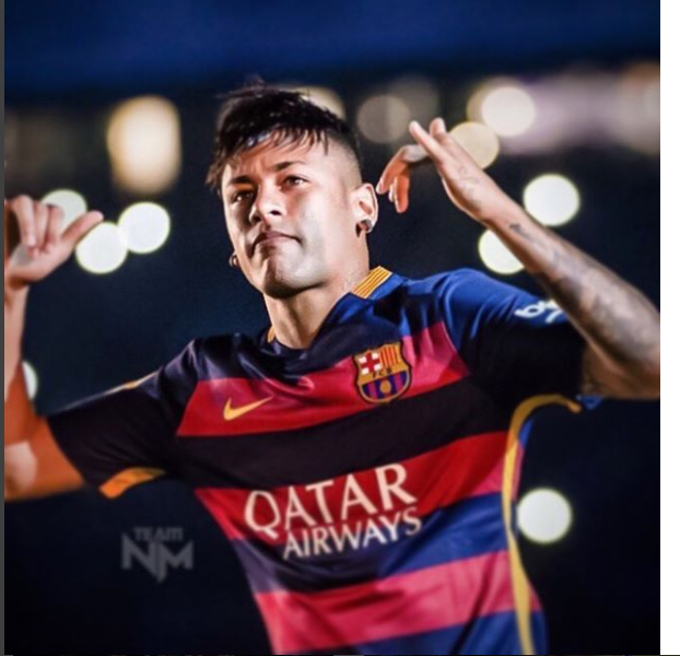 Top 10 kiểu tóc không đụng hàng của Neymar - Bóng Đá