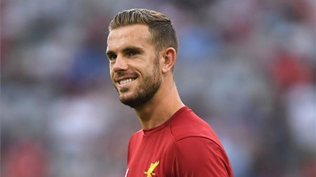 Thủ quân Liverpool mập mờ về tương lai của Coutinho - Bóng Đá