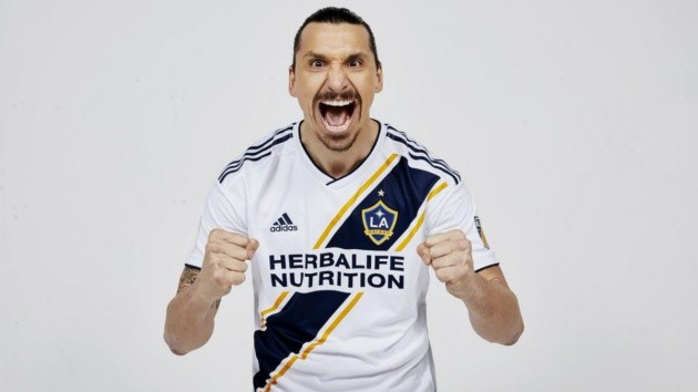 Sao Thuỵ Điển tiết lộ lý do Zlatan k chơi ở world cup - Bóng Đá