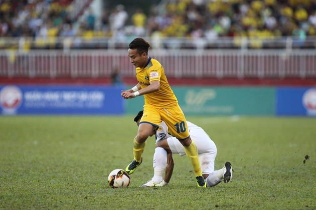 TRỰC TIẾP vòng 16 V-League: Nóng bỏng sân Cần Thơ  - Bóng Đá