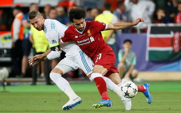 Ramos phản ứng thế nào với câu hỏi về Salah? - Bóng Đá
