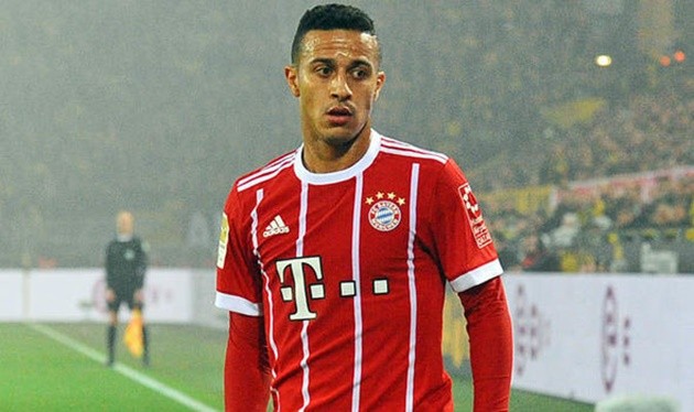 Bayern sẽ bán boateng, thiago, bernat và aturo vidal - Bóng Đá