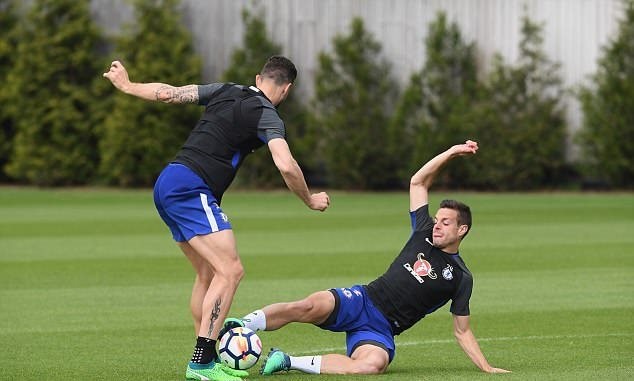 CHÍNH THỨC: Max Meyer đến Ngoại hạng Anh, hưởng lương cực khủng - Bóng Đá