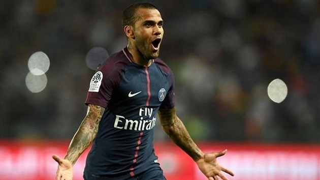 Giá chuyển nhượng Neymar đủ mua đội hình cực mạnh - Bóng Đá