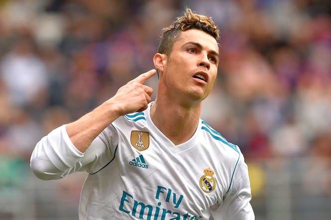 Top 10 CLB giá trị nhất châu Âu: Man Utd bỏ xa Real Madrid - Bóng Đá