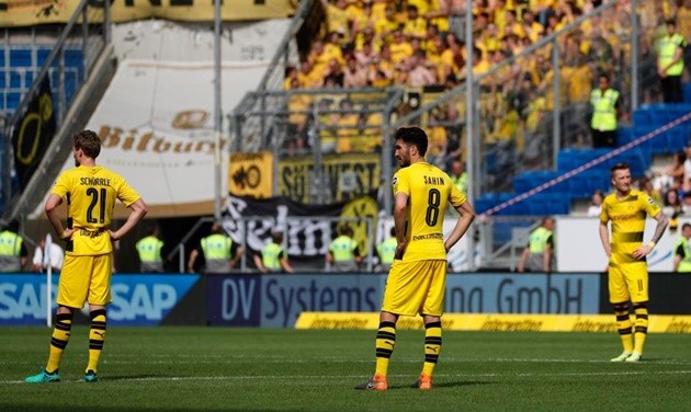 Vòng cuối Bundesliga: Nghẹt thở vé dự Champions League, Wolfsburg cận kề 