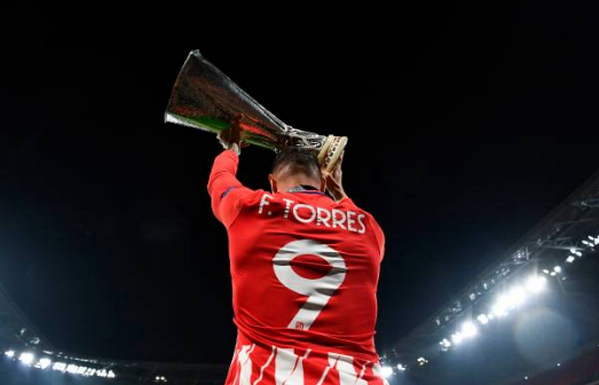 Toàn cảnh lễ đăng quang của Atletico:  - Bóng Đá