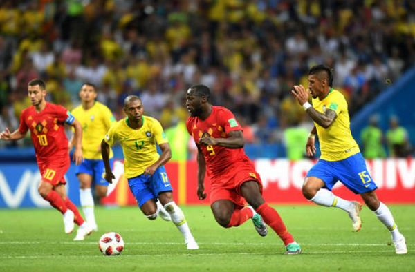 Bỉ kiên cường trước Brazil nhưng cầu thủ mạnh mẽ nhất của họ lại rơi lệ - Bóng Đá