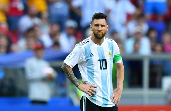 Mascherano thuyết phục Messi ở lại với ĐTQG - Bóng Đá