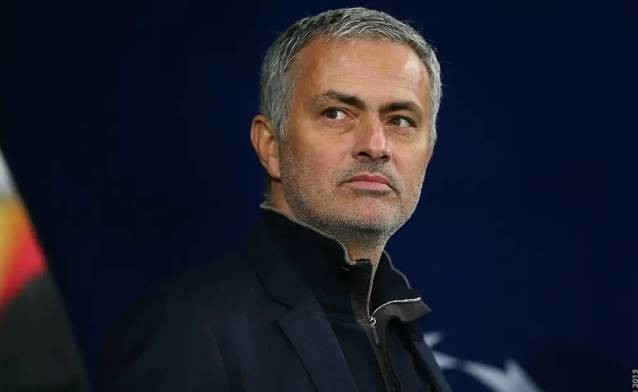 Rào cản tài chính đang ngăn Jose Mourinho trở lại Bernabeu.