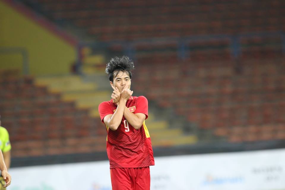 TRỰC TIẾP U22 Việt Nam 3-0 U22 Philippines: Văn Toàn giải khát - Bóng Đá
