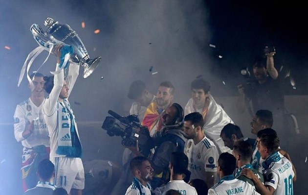 Chùm ảnh các cầu thủ Real Madrid ăn mừng - Bóng Đá