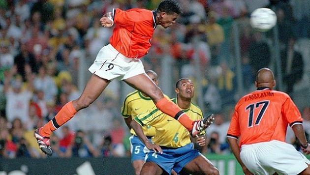 Kluivert: Chúng ta sẽ được chứng kiến một World Cup đầy màu sắc - Bóng Đá