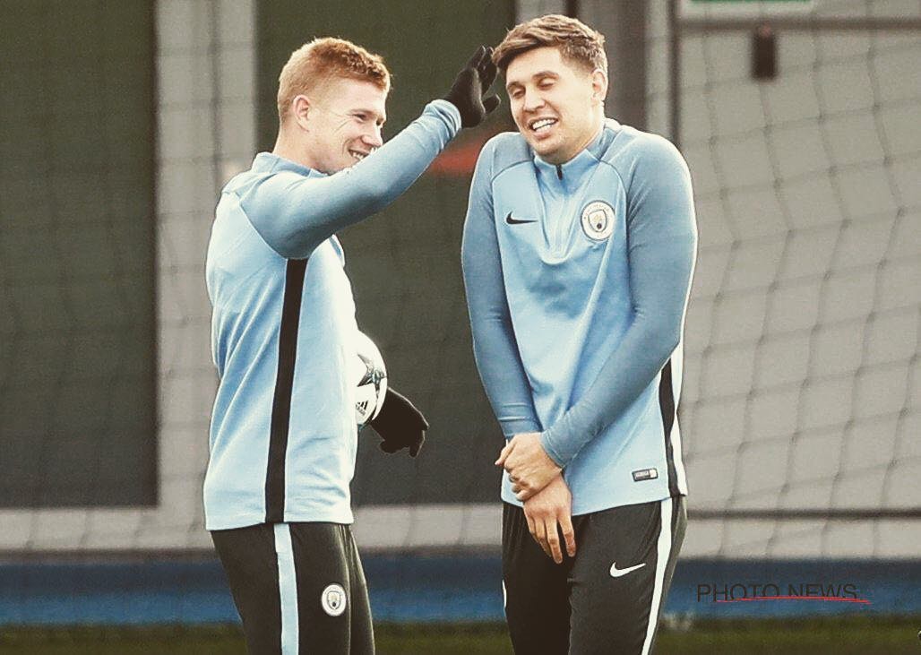 Derby Manchester phiên bản hài hước: Đội nào xứng danh 'vua hề' - Bóng Đá
