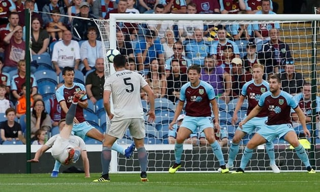 Chiến thắng ở vòng loại thứ hai Europa League, HLV Sean Dyche 
