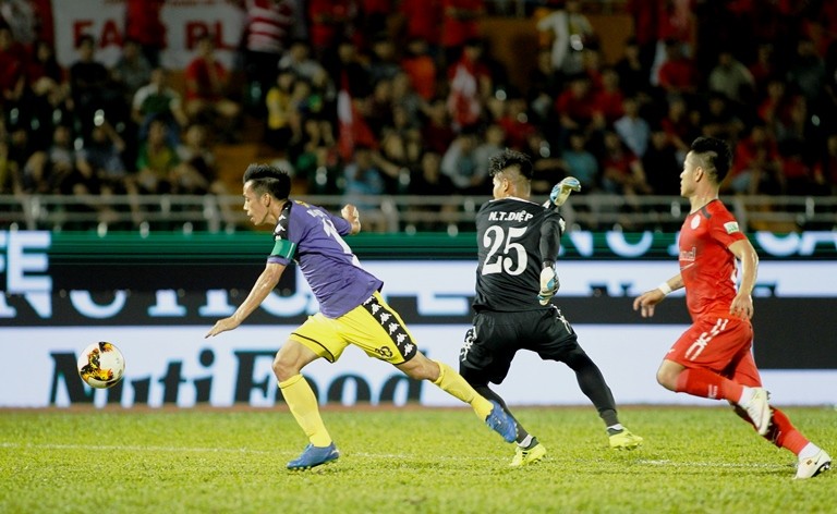 Bùng nổ hiệp 2, Hà Nội FC 