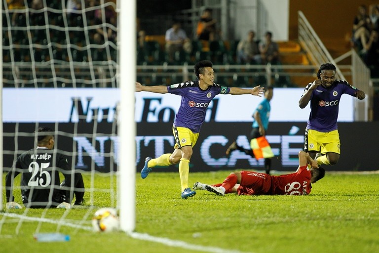Bùng nổ hiệp 2, Hà Nội FC 