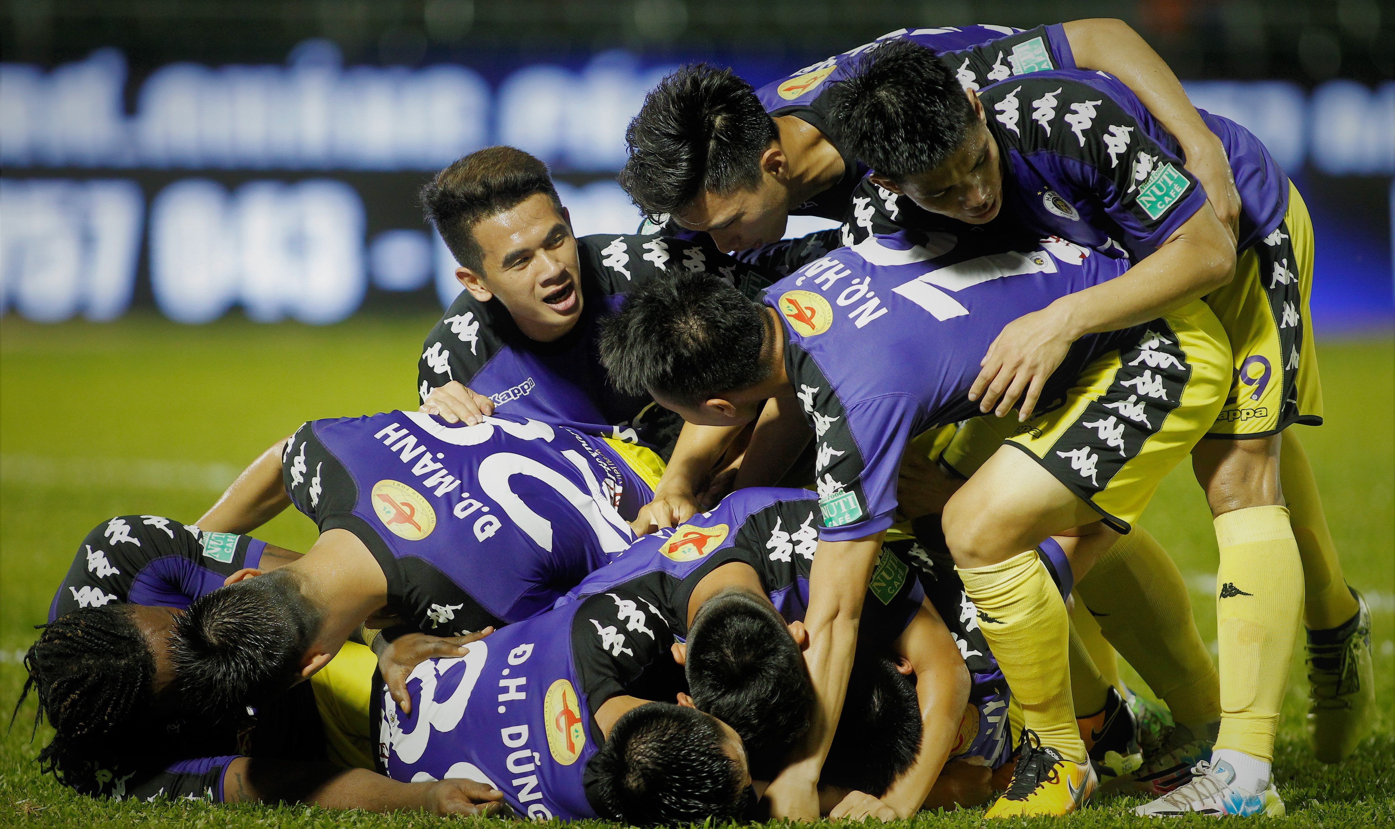 Điểm tin bóng đá Việt Nam sáng 14/06: Hà Nội FC vô đối ở V-League  - Bóng Đá