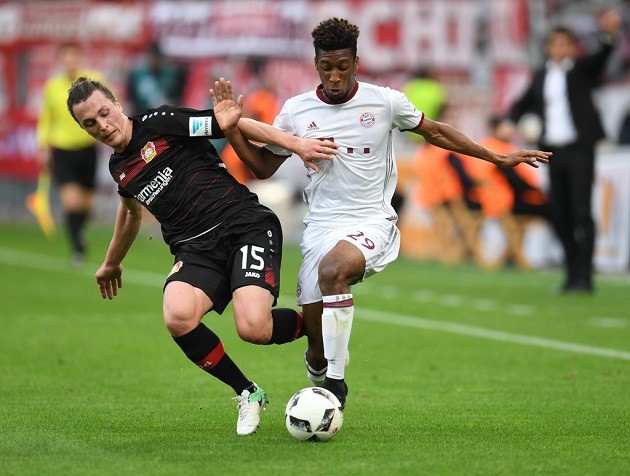 Hùm xám bất lực trước 10 người của Leverkusen - Bóng Đá