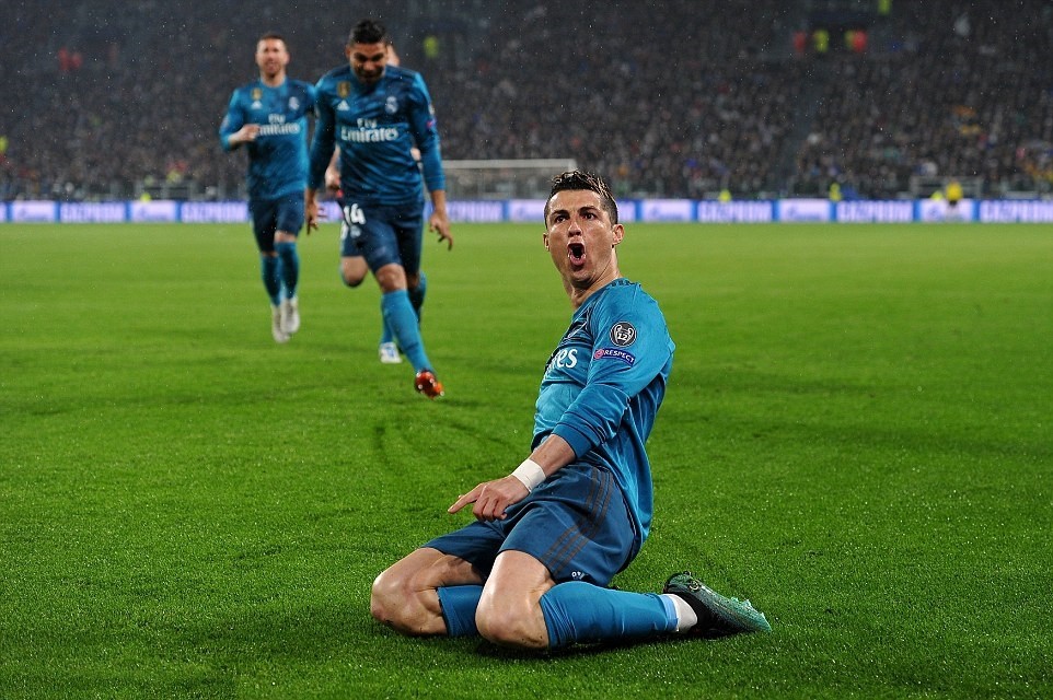 Chấm điểm Tottenham: Kane nổ súng vẫn thua xa một người - Bóng Đá