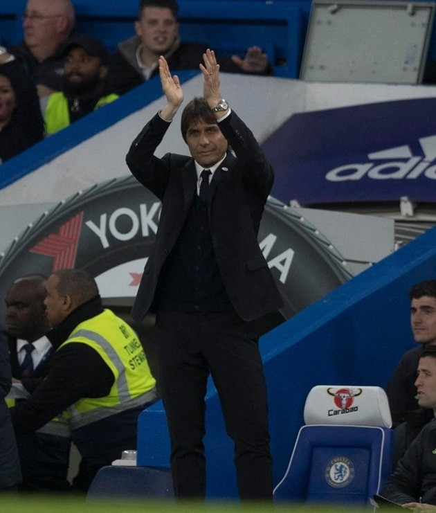 Bà xã Conte bật khóc trong ngày Stamford Bridge chào đón tân vương - Bóng Đá