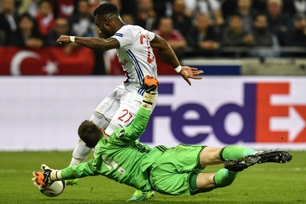 Ryan Babel lập công, Bekistas vẫn bị Lyon lội ngược dòng  - Bóng Đá