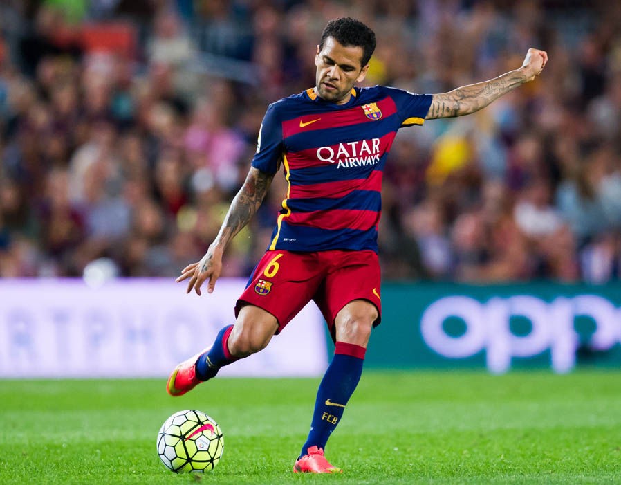 Đội hình đắt giá nhất lịch sử Barca: Hàng công khủng khiếp - Bóng Đá