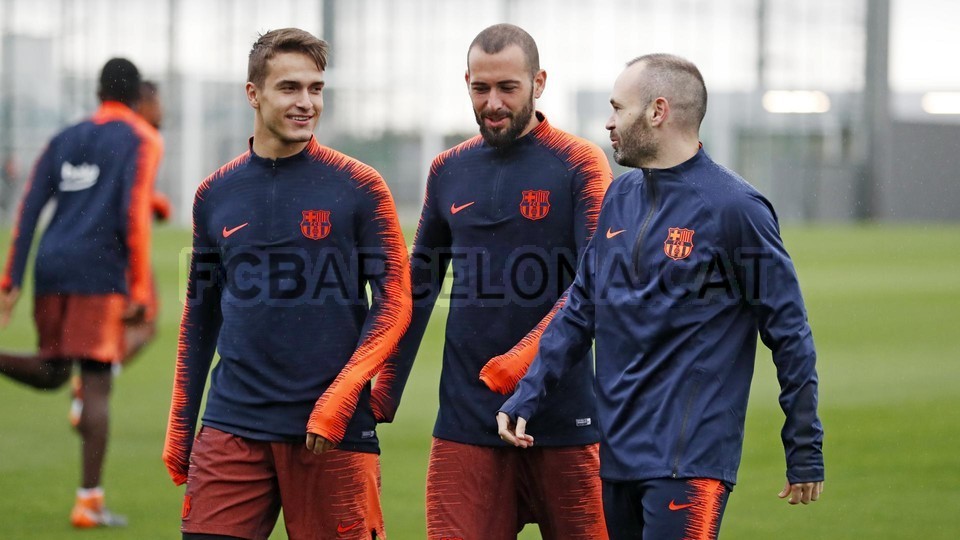 Những con số gây sốc của giải Ngoại hạng mùa này - Bóng Đá
