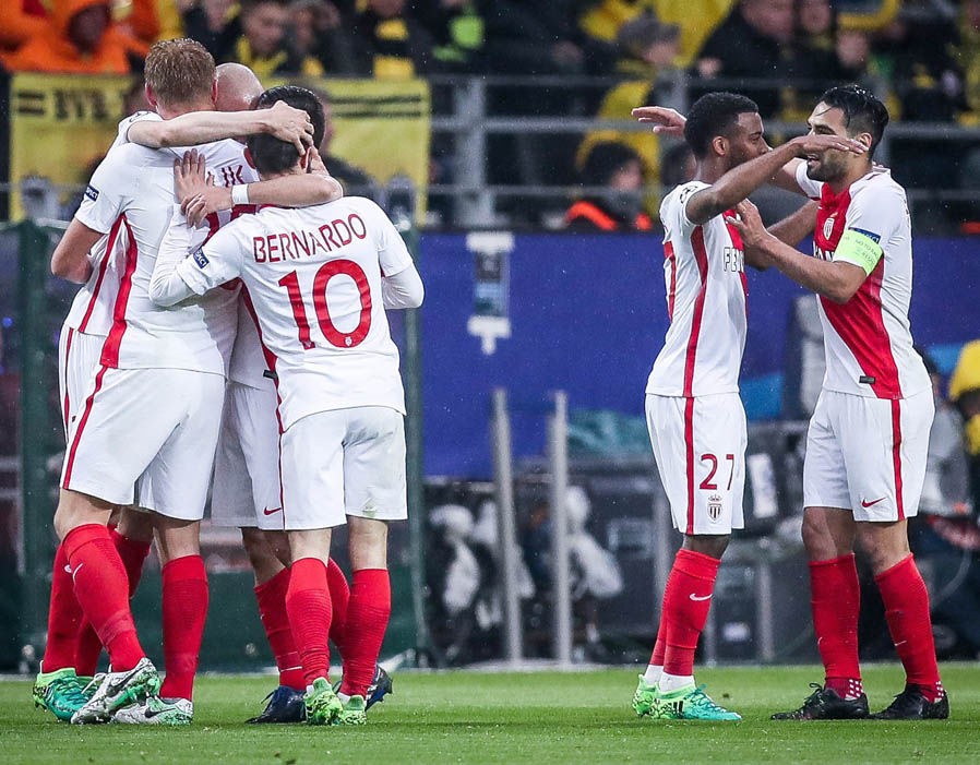 Sân White Hart Lane sau 118 năm nhìn lại - Bóng Đá