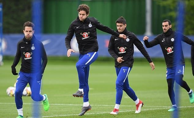 Sanchez rạng rỡ chào đón bản hợp đồng mới của Man Utd - Bóng Đá