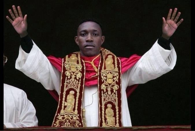 Arsenal tung loạt ảnh chế cực hài về 'King Welbeck' - Bóng Đá