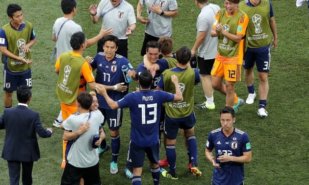 Góc World Cup: Chàng MC đám cưới đọc nhầm... điếu văn! - Bóng Đá