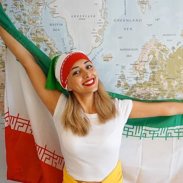 Phát cuồng với vẻ đẹp nóng bỏng của hội chị em mê Iran - Bóng Đá