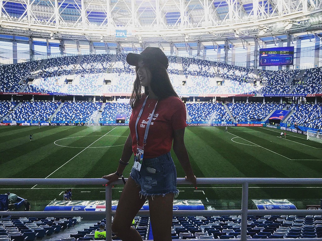 World Cup 2018 là cuộc đua của loạt CĐV xinh đẹp và nóng bỏng - Bóng Đá