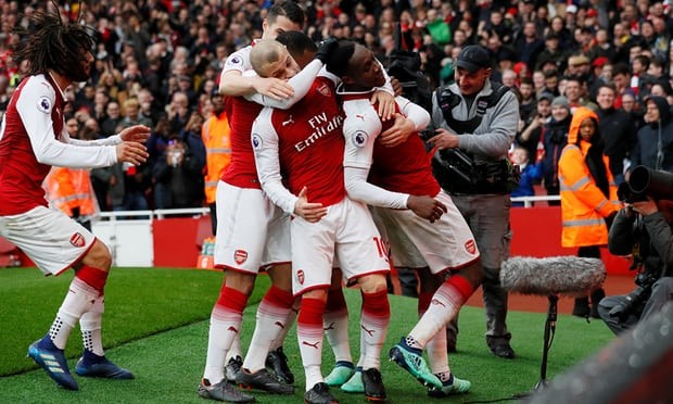Arsenal nên chơi với sơ đồ hai tiền đạo - Bóng Đá