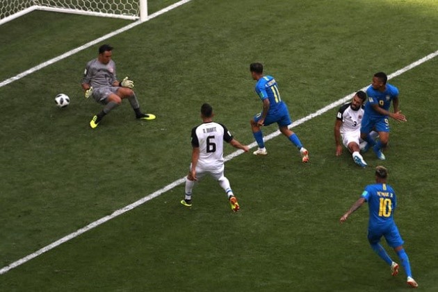 Vì sao Neymar bật khóc sau trận thắng Costa Rica? - Bóng Đá