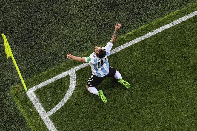 Thoát hiểm ngoạn mục, Argentina vẫn mang nặng âu lo - Bóng Đá