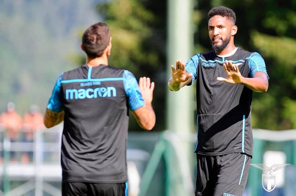 TÀN NHẪN! Mở màn chuyến du đấu, Lazio hủy diệt đối thủ 20 bàn - Bóng Đá