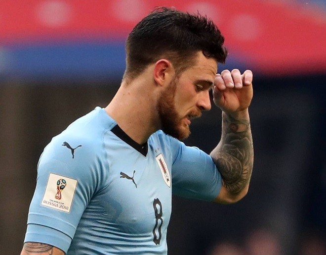 Lộ diện 11 ngôi sao ra sân của Uruguay trước Pháp: Suarez lãnh ấn tiên phong - Bóng Đá