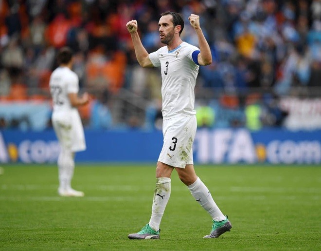 Lộ diện 11 ngôi sao ra sân của Uruguay trước Pháp: Suarez lãnh ấn tiên phong - Bóng Đá