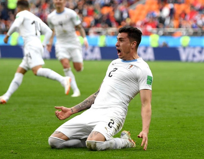 Lộ diện 11 ngôi sao ra sân của Uruguay trước Pháp: Suarez lãnh ấn tiên phong - Bóng Đá