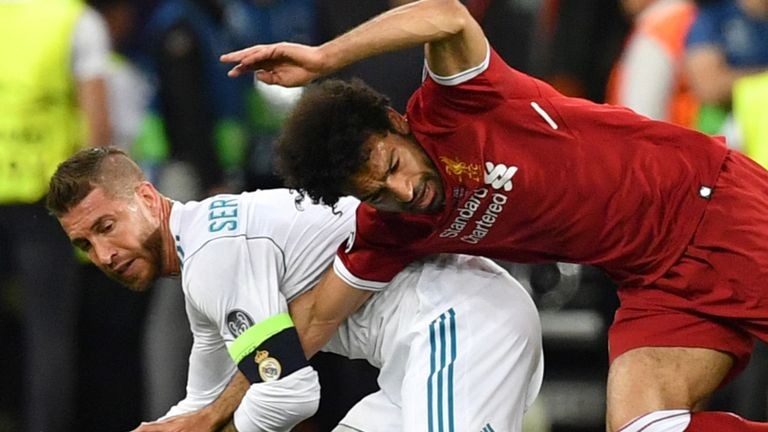 CHÍNH THỨC: Thêm một Giám đốc của Milan 'bay ghế' - Bóng Đá
