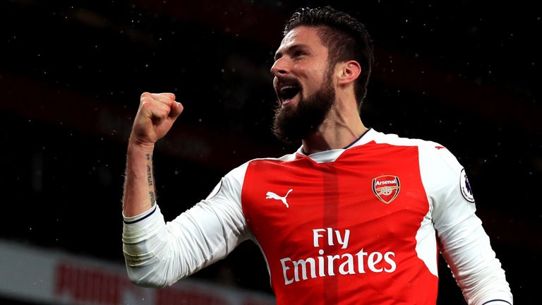 Wenger tự tin nâng cúp cùng Lacazette - Bóng Đá