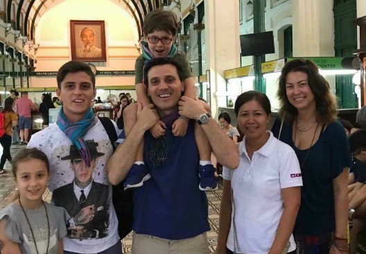 Thuyền trưởng của Milan bất ngờ đến Việt Nam du lịch - Bóng Đá